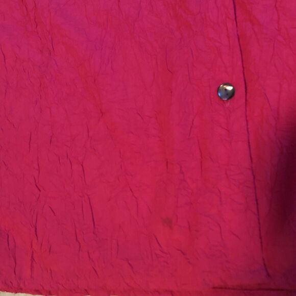 Chicos Crepe Gauze Shirt Womens Sz L Button Front Fuchsia Roll Tab Sleeve Blouse - Picture 9 of 11